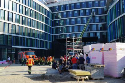 Brand im Neubau beim Flughafen in Stuttgart